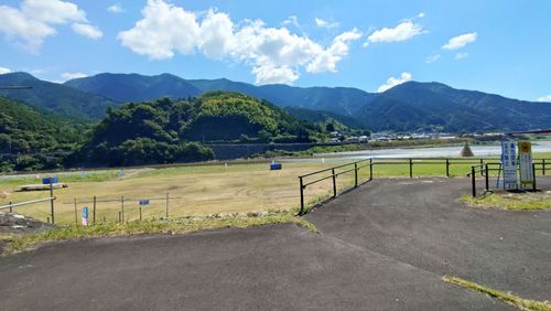 火祭り会場準備中